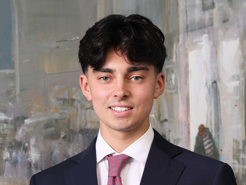 Elliot Fitton Operations Assistant