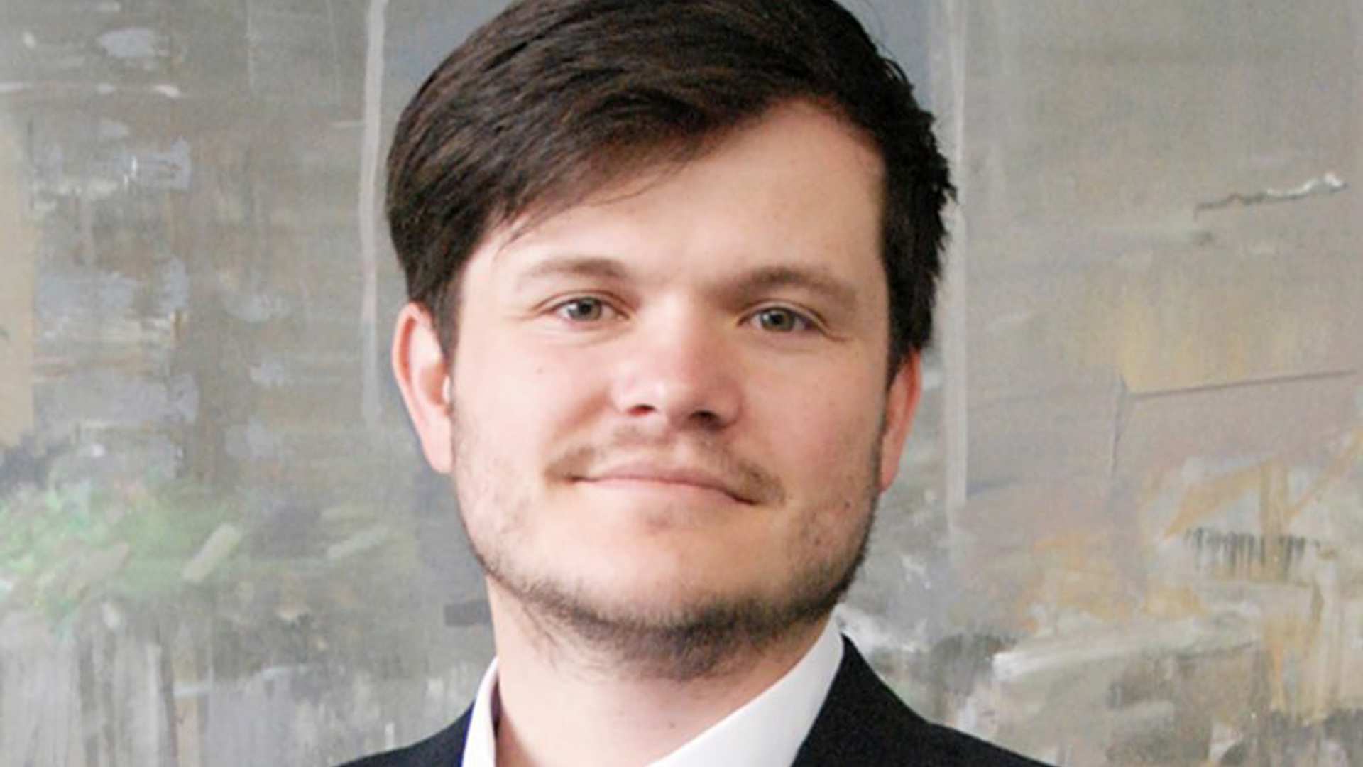 Sheridan Leech headshot