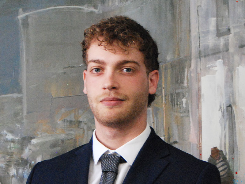 Leon Harris Client Service Associate Fotor 20241008162357