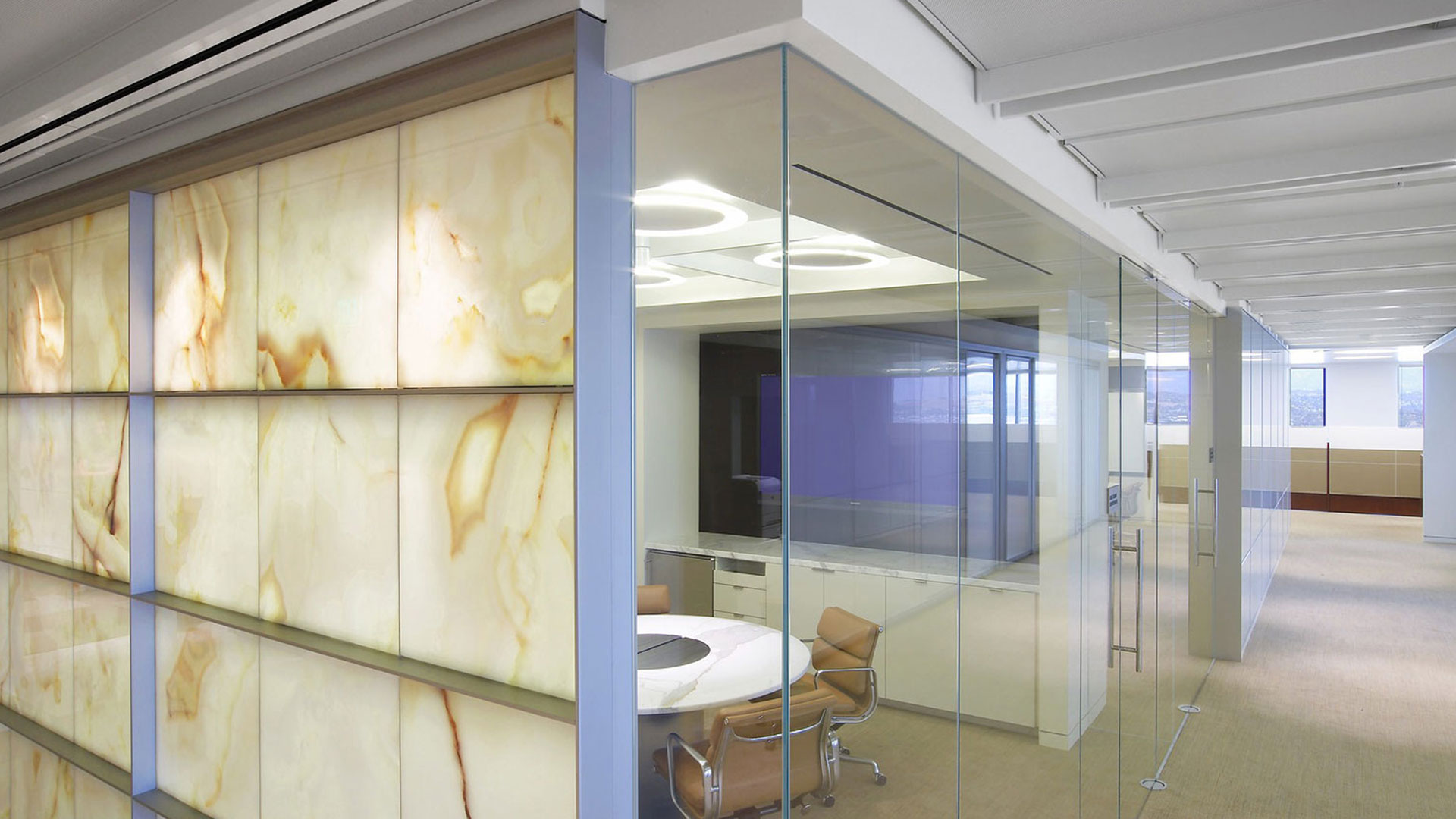 Oaktree Capital Hero